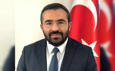 Başkan Ceyhan Baran: “15 Temmuz, milletimizin demokrasiye ve millî iradeye sahip çıktığı tarihi bir dönüm noktasıdır”