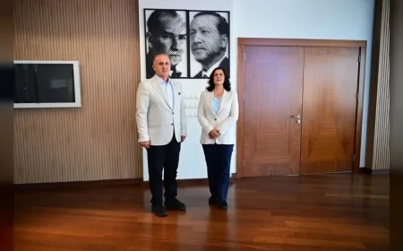 Aydın Büyükşehir Belediye Başkanı Özlem Çerçioğlu, İncirliova Belediye Başkanı Aytekin Kaya’yı ağırladı