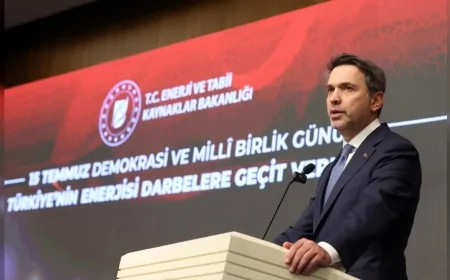 Enerji ve Tabii Kaynaklar Bakanı Alparslan Bayraktar: “O Gece Yüreğin Gücü, Çeliğin Gücünü Yendi”
