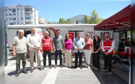 Karşıyaka Belediye Başkanı Yıldız Ünsal: “Sağlığı uygun olan tüm vatandaşlarımızı bu kıymetli dayanışmanın parçası olmaya davet ediyorum”