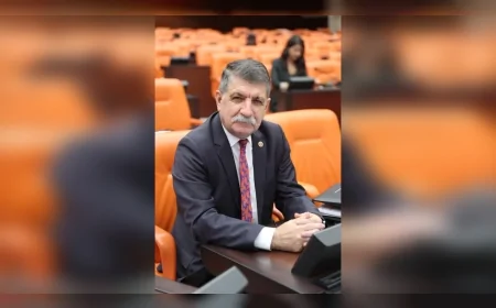 CHP Kocaeli Milletvekili Prof. Dr. Mühip Kanko: “Türkiye Suriye’de Bedel Ödedi, Kazanan Fransa Oldu”