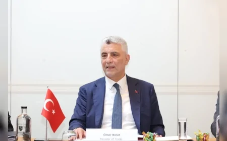 Ticaret Bakanı Ömer Bolat: “Türkiye’nin Sanayi Hızlandırma Yasası kapsamında herhangi bir kısıt olmadan yer alması yönündeki girişimlerimizi sürdüreceğiz”