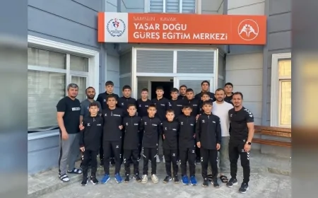 Vezirköprü Güreş Takımı 22 Sporcuyla Türkiye Şampiyonası’nda Mindere Çıkacak, Avrupa Şampiyonu Yusuf Yaser Aksu Dünya Şampiyonası Hazırlığını Sürdürüyor