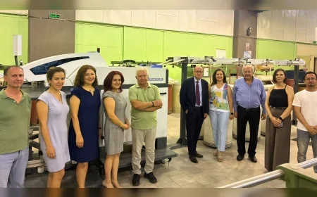 Ege Üniversitesi Tekstil Mühendisliği Bölümü Alman Trützschler firmasının bağışıyla son teknoloji cer makinesine kavuştu!
