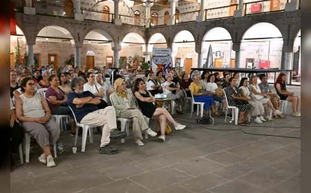 Manisa Büyükşehir Belediyesi’nin Düzenlediği “Toz Bezi” Film Gösterimi ve Söyleşisi Yoğun İlgi Gördü