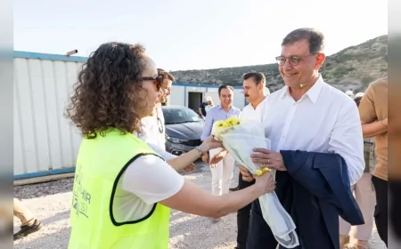 İzmir Büyükşehir Belediye Başkanı Dr. Cemil Tugay: “Yaklaşık bir yıl sonra Dikili'nin hayati bir sorununu çözüme kavuşturacağız”