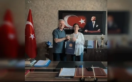 Çekmeköy Şehit Ömer Halisdemir AİHL Müdürü Kahraman Selçuk: “Öğrencilerimizi ödüllendirmeye ve destek olmaya devam edeceğiz”