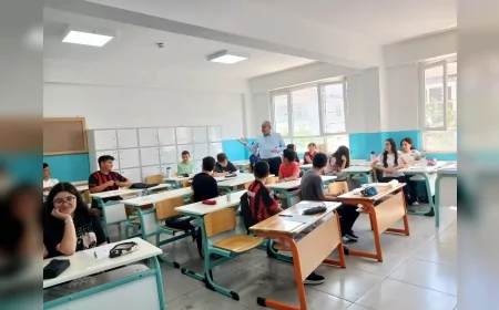 Çorum İl Milli Eğitim Müdürü Cemil Çağlar yaz dönemi DYK kurslarında öğrencilerle bir araya geldi
