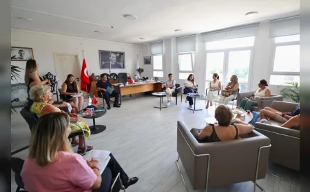 Çeşme Belediye Başkanı Lâl Denizli: “Çeşme’yi ortak akılla yönetmeye, komşularımızla yan yana olmaya devam edeceğiz”