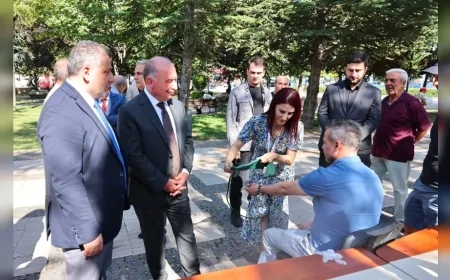 Çorum Valisi Ali Çalgan, "Hareket Yaşını Öğren, Sağlıklı Yaşa" kampanyası kapsamında kurulan ölçüm istasyonunu ziyaret etti