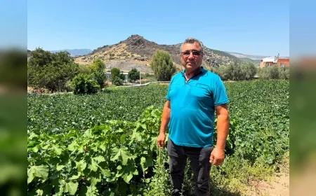 Menemen Belediye Başkanı Aydın Pehlivan: “Yüz yıldır taşıma suyla sulanan Ayvacık’ta toprağı suyla buluşturduk