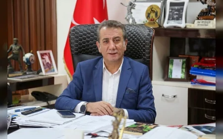 Efeler Belediye Başkanı Anıl Yetişkin: “Basın özgürlüğü mücadelesi hâlâ güncelliğini koruyor”