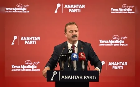 Anahtar Parti Genel Başkanı Yavuz Ağıralioğlu: “Liyakatle ahbap olsaydınız memleketiniz böyle olmayacaktı”