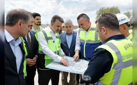 BURSA BÜYÜKŞEHİR BELEDİYESİ BAŞKAN VEKİLİ ŞAHİN BİBA: “GEÇİT KÖPRÜSÜ ÇALIŞMALARINI 14 EYLÜL'DEN ÖNCE TAMAMLAYACAĞIZ”