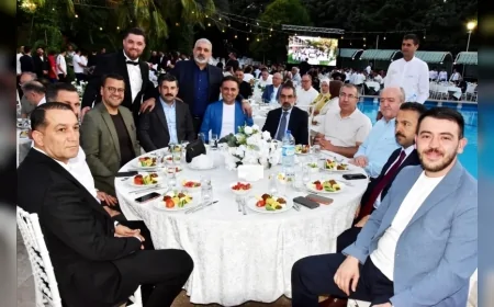 Tuncer Ailesinin Mutlu Gününde Talha Hüseyin ve Mustafa İlyas Tuncer İçin Görkemli Sünnet Merasimi Düzenlendi
