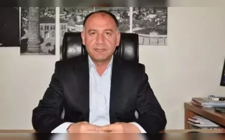 TSYD İl Temsilcisi Selahattin Ezer: “Gece gündüz demeden çalışan tüm meslektaşlarımızın 24 Temmuz Gazeteciler ve Basın Bayramı'nı kutlarım”
