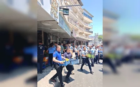 Bayraklı’da Kamusal Alan İşgallerine Ortak Denetim Yapıldı, 38 Seyyar Satıcı ve İşletmeye Ait Malzemeler Muhafaza Altına Alındı