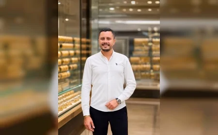 MANİSALI KUYUMCU BERKAY GÜNEŞ: “PİYASA GÜRÜLTÜ YAPAR, ALTIN SESSİZCE İŞİNİ YAPAR”