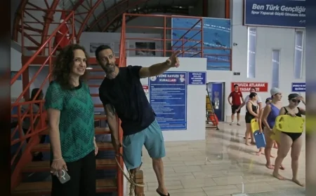Karşıyaka Belediye Başkanı Yıldız Ünsal: “Yaz boyunca spor yapmak isteyen herkesi havuzumuza bekliyoruz”