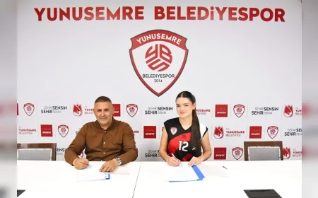 Yunusemre Belediyespor Kadın Voleybol Takımı Zeynep Gündoğdu İle Yeni Sezonda Devam Kararı Aldı