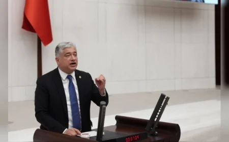 DEVA Partisi Genel Başkan Yardımcısı Sadullah Kısacık: “Yapay zekâ konusunda kaybedeceğimiz 1 gün bile yok”