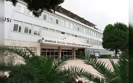 Dokuz Eylül Üniversitesi 2026 Tanıtım ve Tercih Günleri İle Aday Öğrencilere Hibrit Bilgilendirme Fırsatı Sunacak