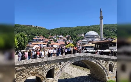 Eğitim-Bir-Sen Adana Şube Başkanı Mustafa Sarıgeçili: “Ecdadın İzinde Gönül Köprüleri Kuruyoruz”