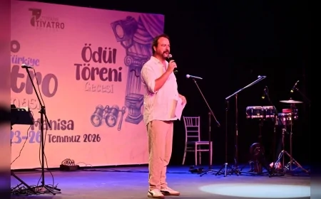 Manisa Büyükşehir Belediyesi 19. Türkiye Tiyatro Buluşması’nda “Sencar Sağdıç Umut Ödülü”ne layık görüldü
