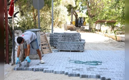 Efeler Belediyesi Gazipaşa İlkokulu Güzergâhında Yol Yenileme Çalışmalarını Sürdürüyor!