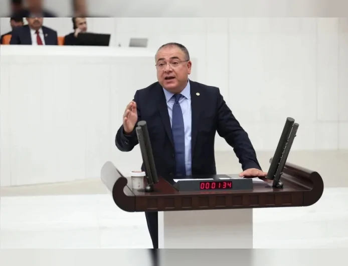 CHP Aydın Milletvekili Evrim Karakoz: “Maaş zammı kaşıkla veriliyor, pazarda, markette, faturada kepçeyle geri alınıyor”