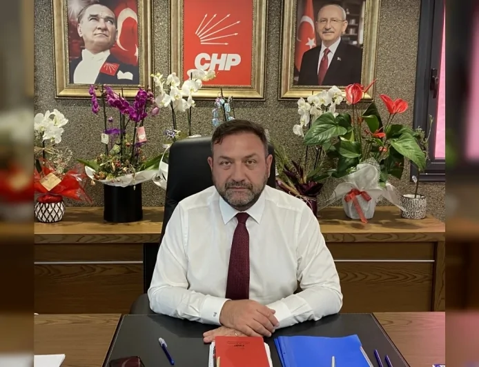 CHP İZMİR İL BAŞKANI UTKU GÜMRÜKÇÜ: “O BARBARLIĞI ÖRTEN KARANLIK ZİHNİYETİ AFFETMEYECEĞİZ”