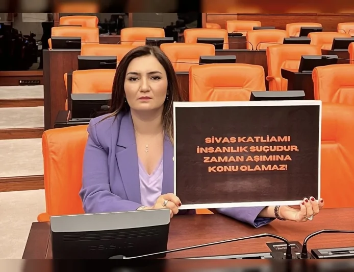 CHP İzmir Milletvekili Av. Sevda Erdan Kılıç: “Madımak’ı Yakan Zihniyetle Mücadelemiz Sürüyor”
