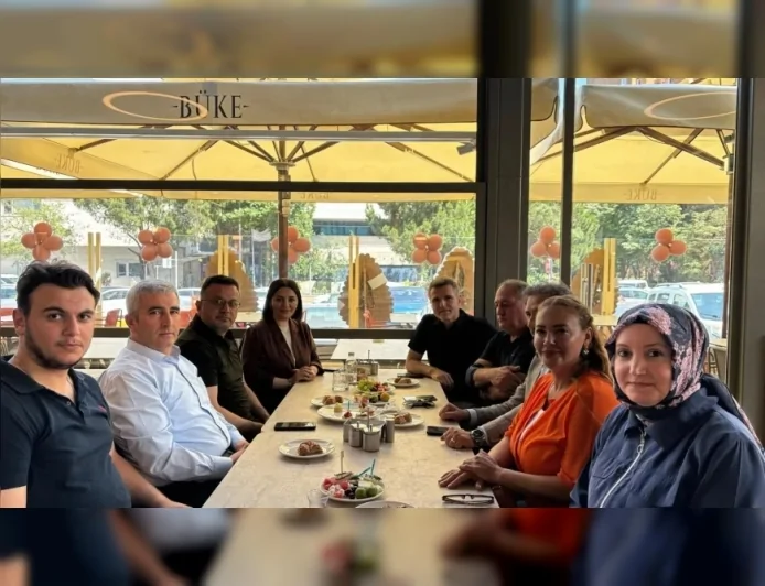 AK Parti İstanbul Milletvekili Şengül Karslı: “Doğru çözümü bulmanın yolu vatandaşımızın oturma odasından, mutfağından geçer”
