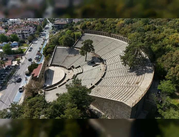 Marmaris Amfi Tiyatro Temmuz ve Ağustos Aylarında Konserlerden Müzikallere Uzanan Zengin Programla Sanatseverleri Ağırlayacak!