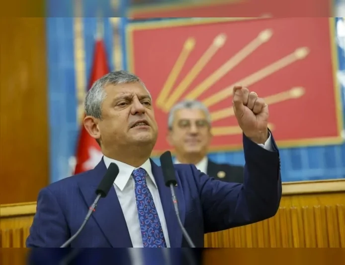 CHP Lideri Özgür Özel: “O Gün Darbeye Muhatap Olan İktidar Partisinde Bugün Seçim Yenilgisini Hazmedemeyen Anlayışı Görüyorum”