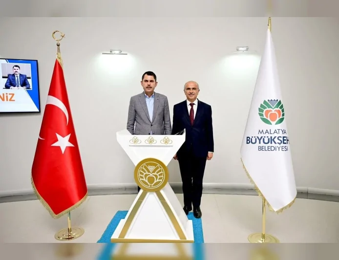 Çevre, Şehircilik ve İklim Değişikliği Bakanı Murat Kurum: “Malatya’mızın vefası yine gönlümüze dokundu”