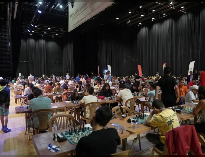 Denizli’de 2. Uluslararası Pamukkale Açık Satranç Turnuvası büyük final heyecanıyla tamamlanmaya hazırlanıyor