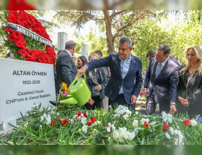 CHP Lideri  Özgür Özel: “Altan Öymen birlikte hep bir çıkış yolu bulunacağına ve iyilerin kazanacağına inanırdı, o inancı taşıyoruz”