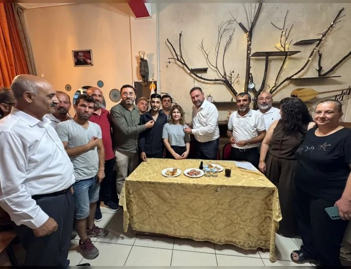 CHP İzmir İl Başkanı Utku Gümrükçü: “Cumhuriyet Halk Partisi terk edilecek bir cephe değildir!”