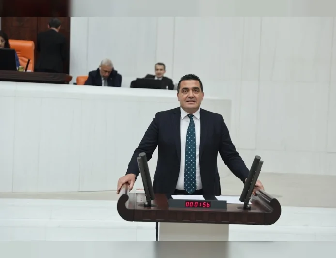 CHP Sivas Milletvekili Ulaş Karasu: “CHP’den istifa ediyor, halkın gerçek iktidarını kuracak büyük değişimin parçası oluyorum”