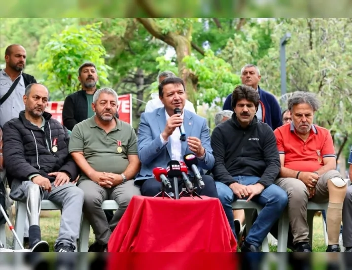 Saadet Partisi Genel Başkanı Mahmut Arıkan: “Şehit aileleri ve gazilerin hak mücadelesi verdiği düzen bozuk düzendir”