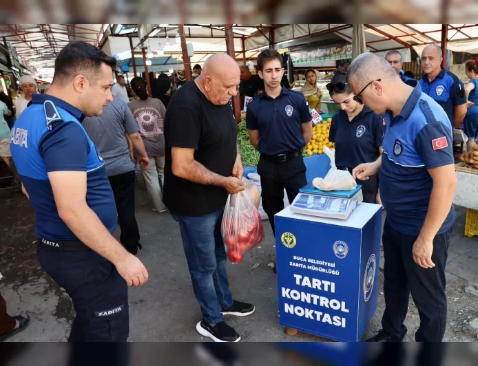 Buca Belediyesi Semt Pazarlarında Tartı Kontrol Noktalarıyla Güvenli Alışveriş Dönemi Başlattı