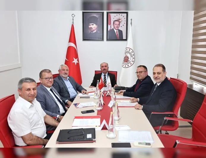 Çorum Valisi Ali Çalgan: “Çorum 2. OSB'nin yatırım ve altyapı süreçleri kapsamlı şekilde değerlendirildi”