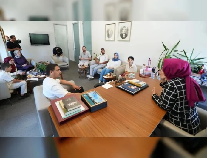 AK Parti İstanbul İl Kadın Kolları Başkanı Saliha Demirer: “Çocukların dili savaş değil barış, nefret değil merhamet olmalıdır”