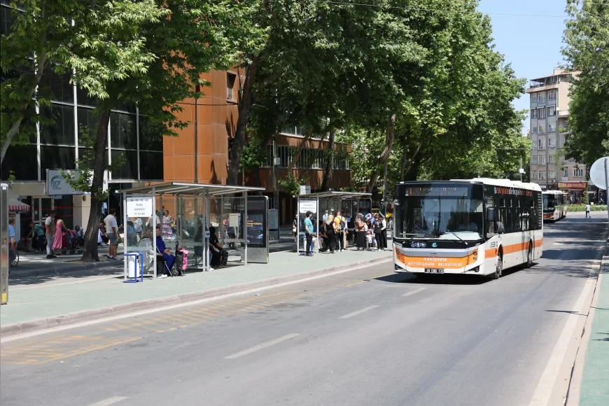 Eskişehir Büyükşehir Belediyesi Yaz Dönemiyle Birlikte Otobüs Hatları ve Güzergâhlarda Yeni Düzenlemeleri Uygulamaya Aldı