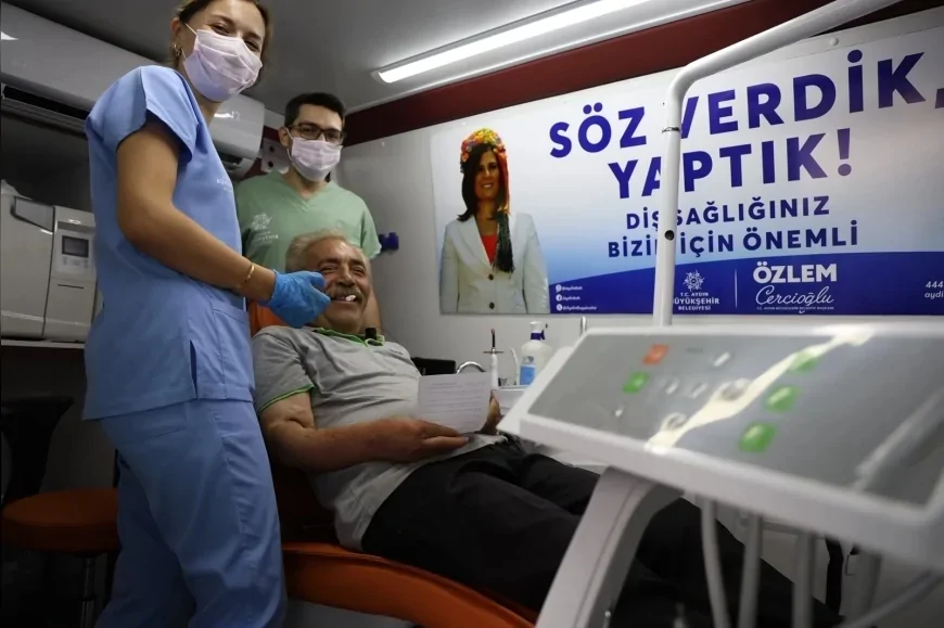 AYDIN BÜYÜKŞEHİR BELEDİYE BAŞKANI ÖZLEM ÇERÇİOĞLU: “MOBİL AĞIZ VE DİŞ SAĞLIĞI KLİNİKLERİMİZ İLE VATANDAŞLARIMIZLA BULUŞMAYI SÜRDÜRÜYORUZ”