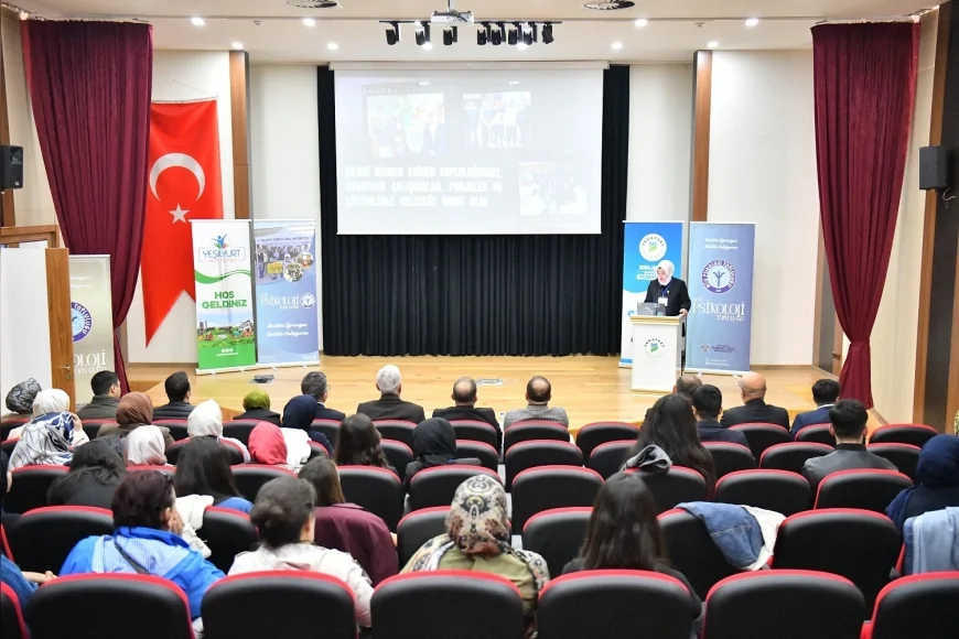 Malatya Yeşilyurt Belediye Başkanı Prof. Dr. İlhan Geçit: “Dijital sorumluluk bilincini güçlendirmeyi hedefliyoruz”