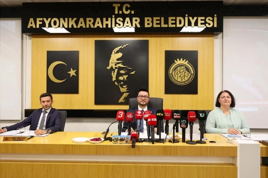 Afyonkarahisar Belediye Meclisi Temmuz ayı toplantısında sanayi bölgesi, sosyal destek ve ortak hizmet projeleri oy birliğiyle kabul edildi