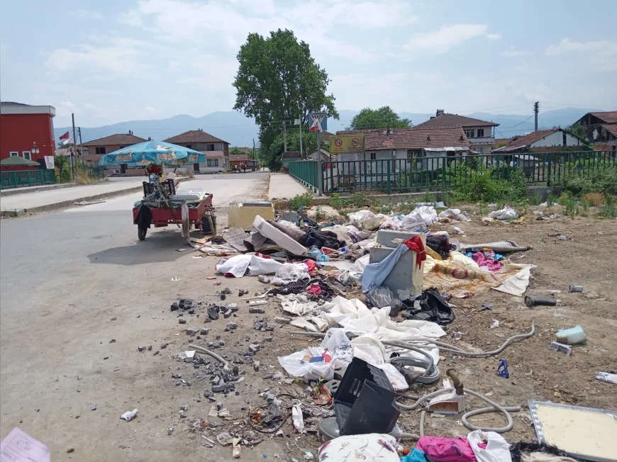 Düzce Belediyesi Zabıta Ekipleri Çevreyi Kirleten Şahsa İdari Para Cezası Uyguladı