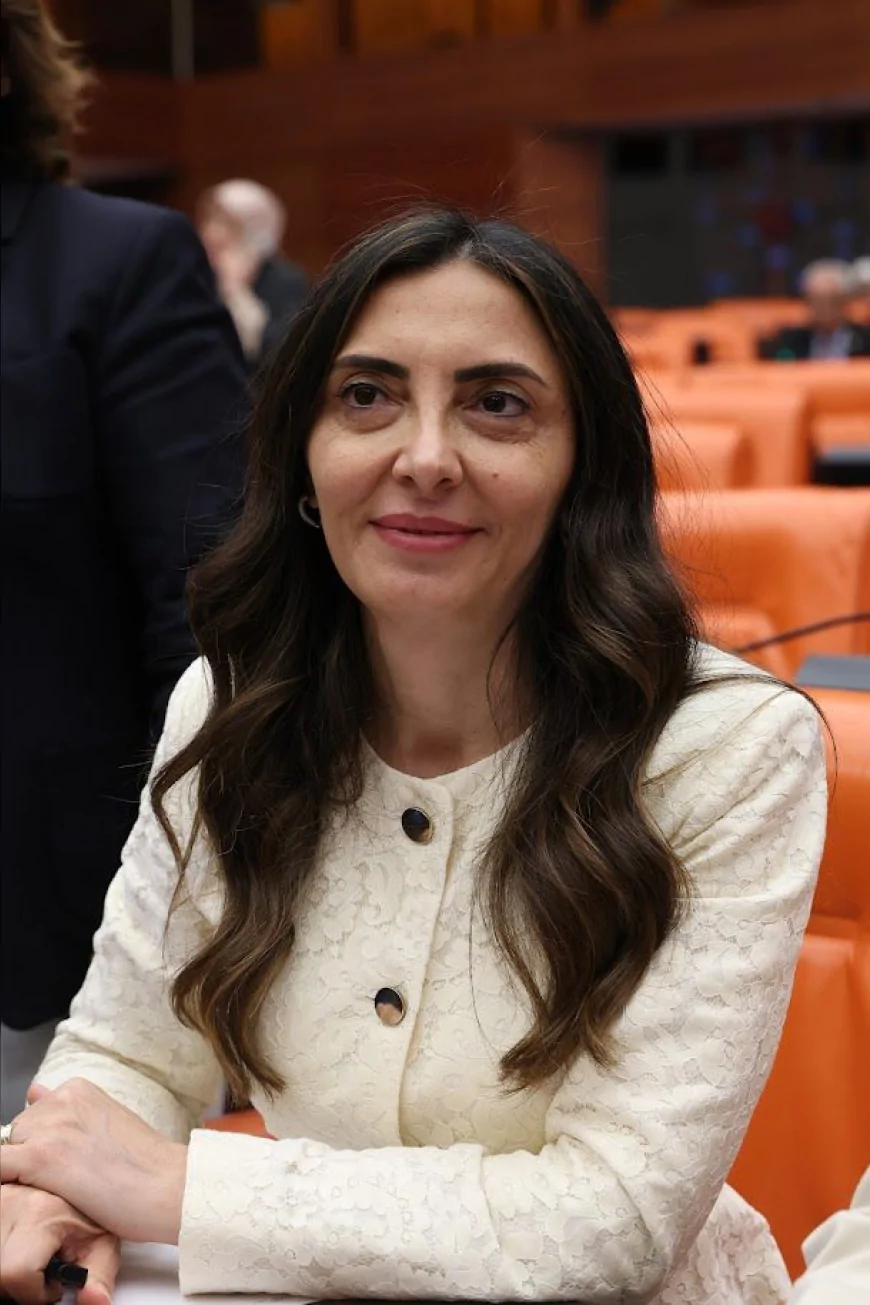 CHP Genel Başkan Yardımcısı Nurhayat Altaca Kayışoğlu: “Bu Sivil Darbe Düzenini Milletimizle Birlikte Sona Erdireceğiz”
